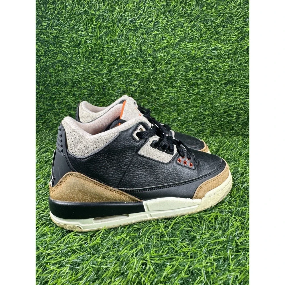 Air Jordan 3 Retro GS   Black Desert Elephant DM0967-008 Size 5.5Y/7W